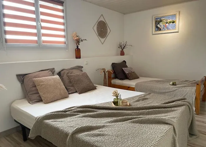 De Charme 15 Pers Avec Piscine - Villa